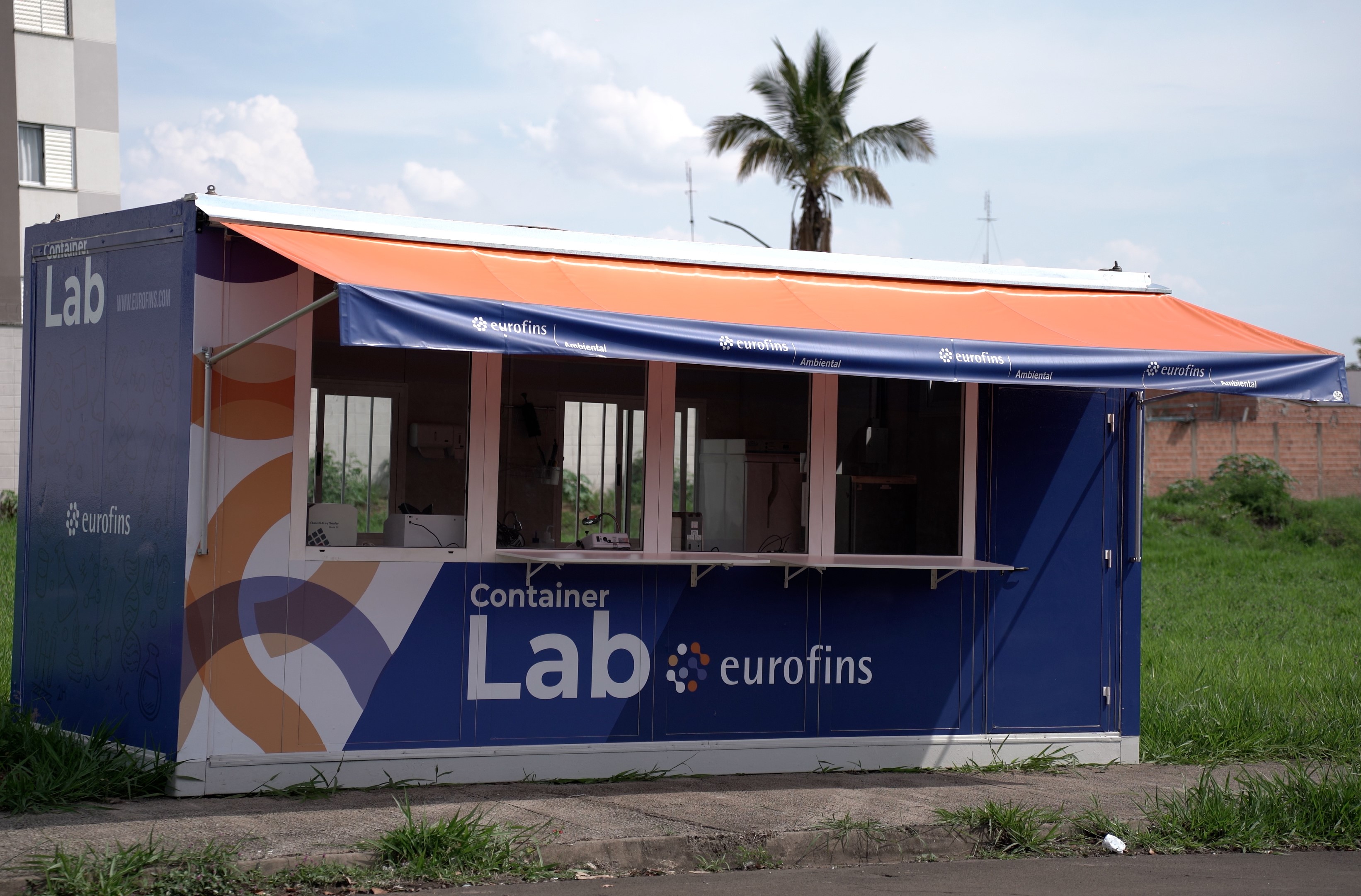 Lab Container